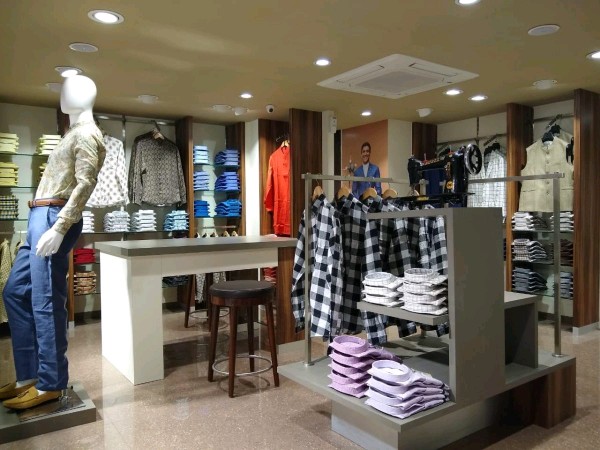 Linen Club at Vivek Khand, Gomti Nagar, Lucknow.(U P)